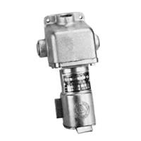 Appleton™ CES and CESD Factory Sealed 30 and 60 Amp Pin and Sleeve Receptacles